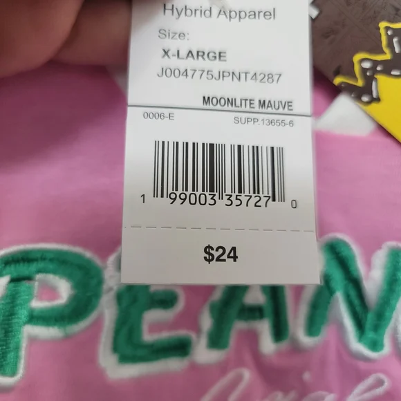 NWT. Peanuts Pink Girls' V-Neck Graphic Top - Picture 7 of 8